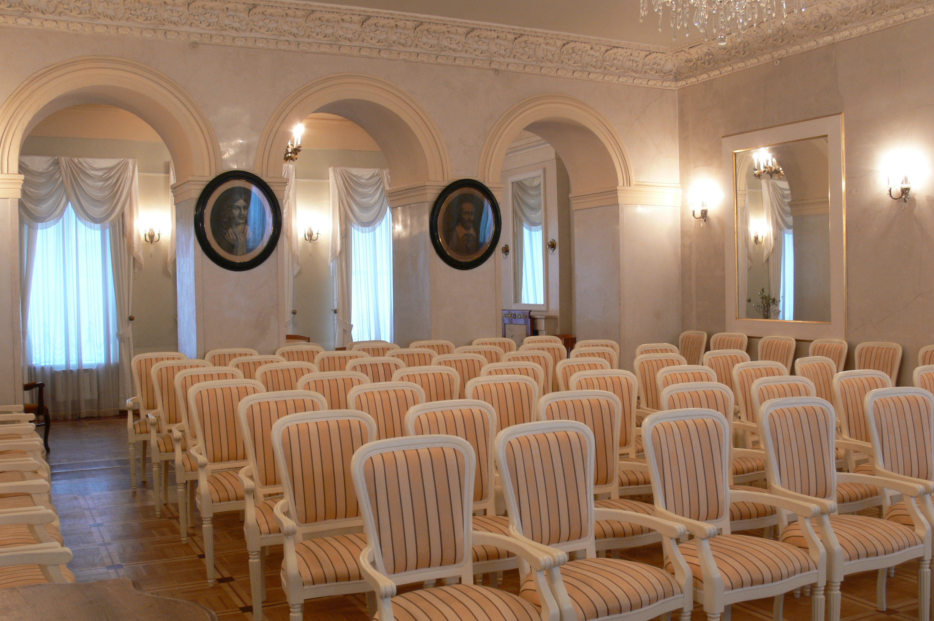 Выставка «Салфетжио» Ильи Резника. Записки на салфетках» – события на сайте «Московские Сезоны»