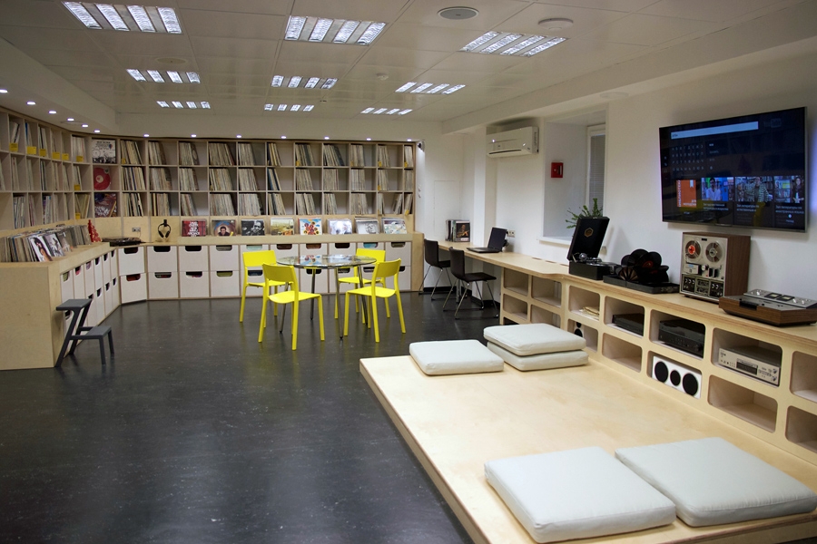 Встреча «Слово. Буква. Образ. О визуальном в поэзии» – события на сайте «Московские Сезоны»