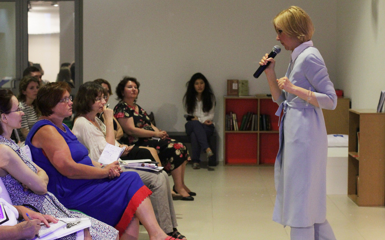 Вторая встреча Литературного клуба Светланы Сидоровой «Заоконный мир дома» – события на сайте «Московские Сезоны»