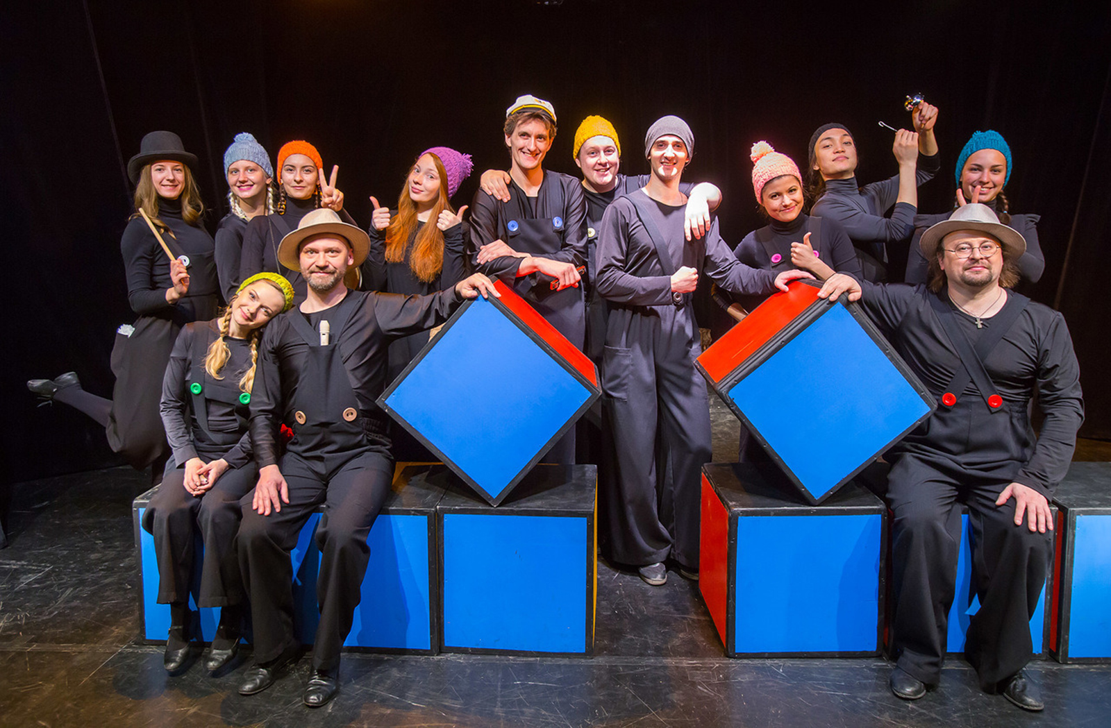 «Сказки простого карандаша» в театре «Модерн» – события на сайте «Московские Сезоны»