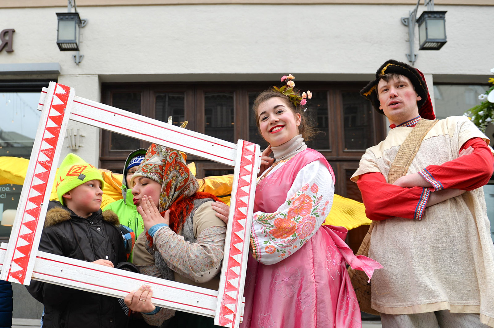 «Пасхальный дар»: кулинарные мастер-классы и спектакли по мотивам любимых сказок в Камергерском переулке – события на сайте «Московские Сезоны»