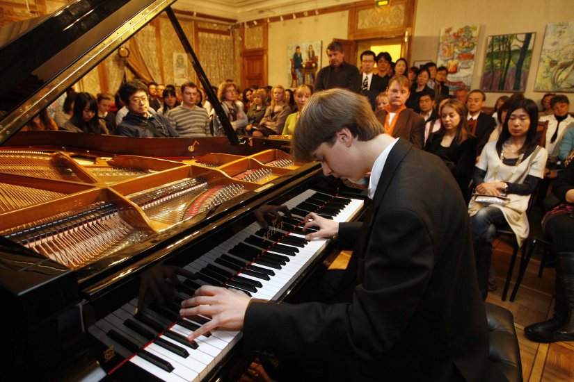 Концерт «От Бетховена до Такэмицу» – события на сайте «Московские Сезоны»