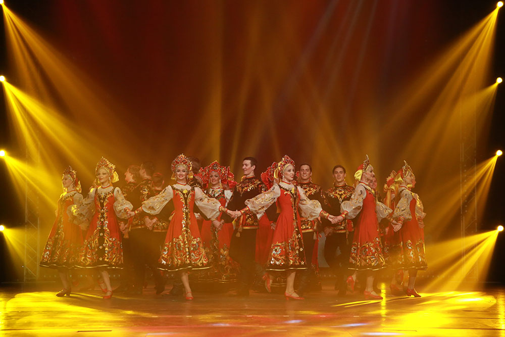 Национальное танцевальное шоу «Гжель» – события на сайте «Московские Сезоны»