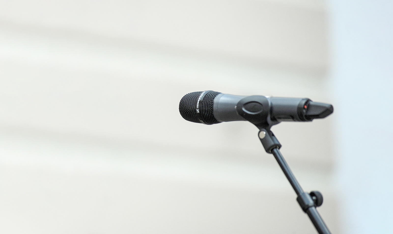 «Стихи с табуретки» в культурном центре «Онежский» – события на сайте «Московские Сезоны»