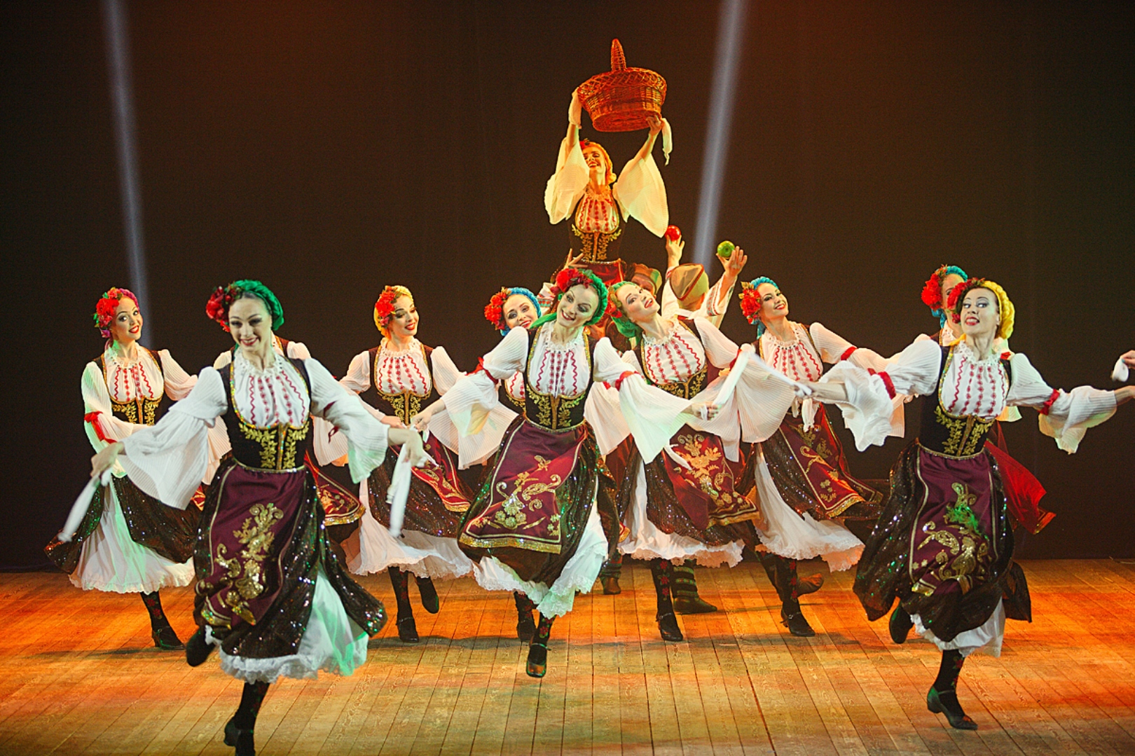 «Славянский код» в театре танца «Гжель» – события на сайте «Московские Сезоны»