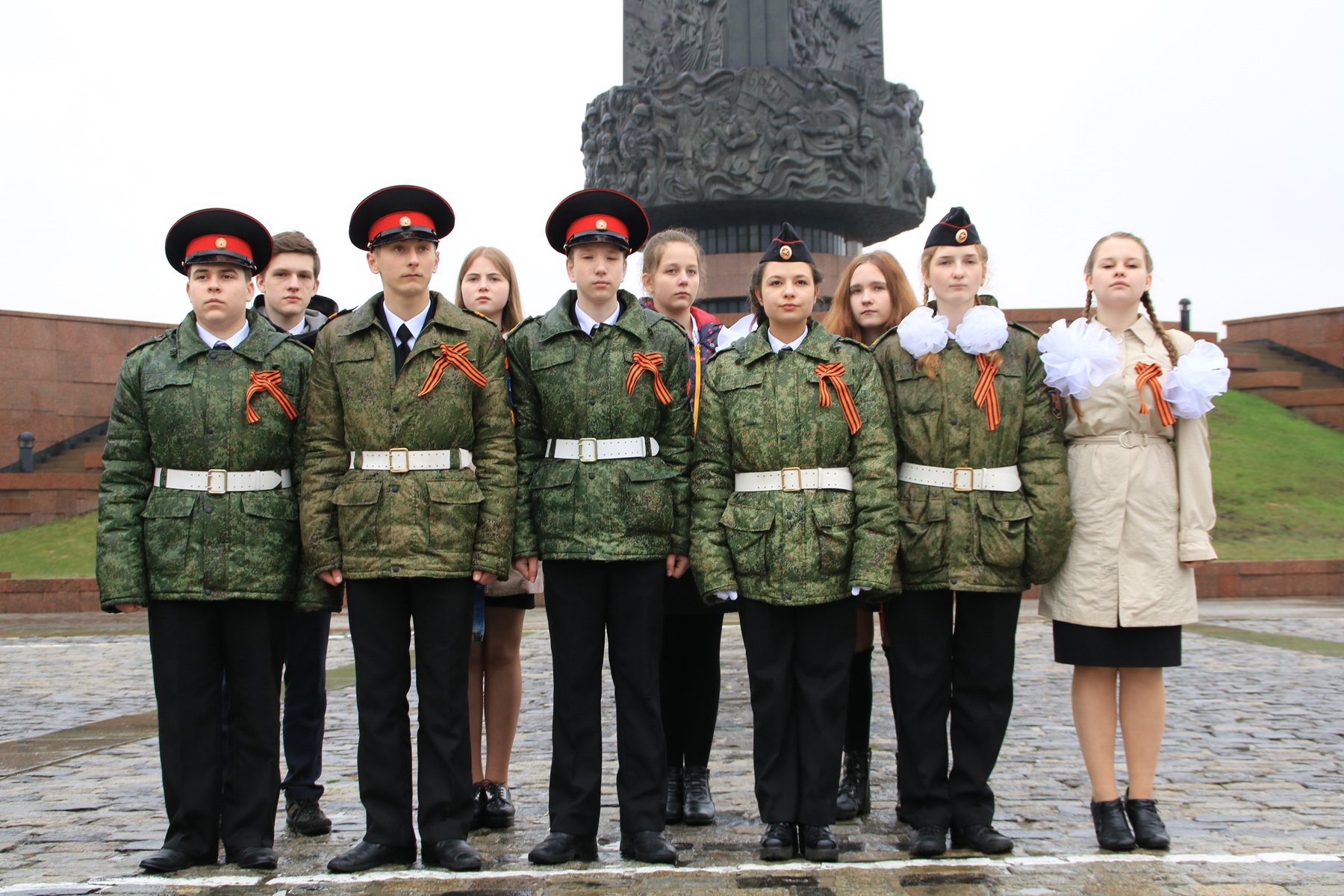 Праздничная программа «Возложение цветов» – события на сайте «Московские Сезоны»