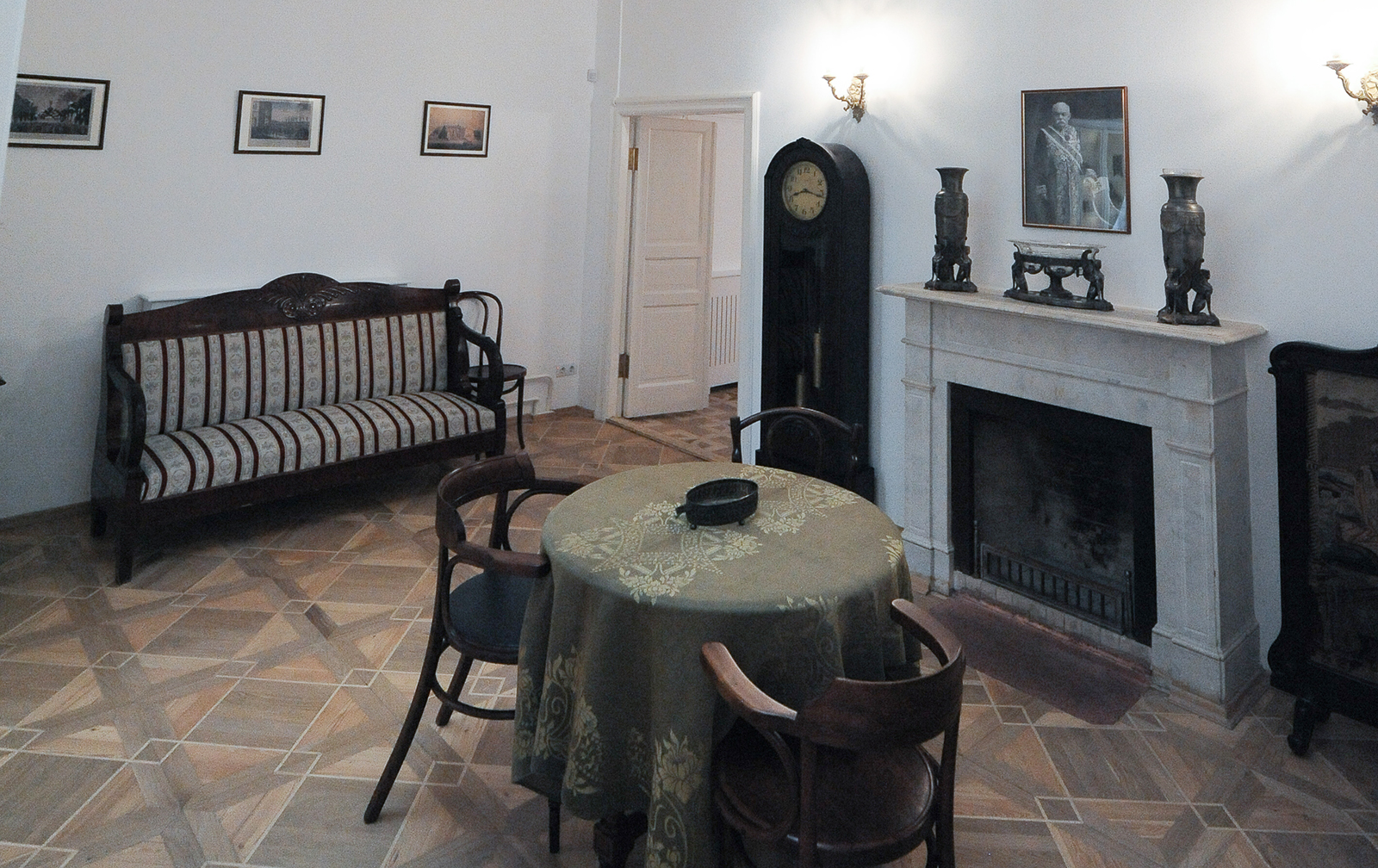 Встреча с Юрием Поляковым в Доме-музее Марины Цветаевой – события на сайте «Московские Сезоны»