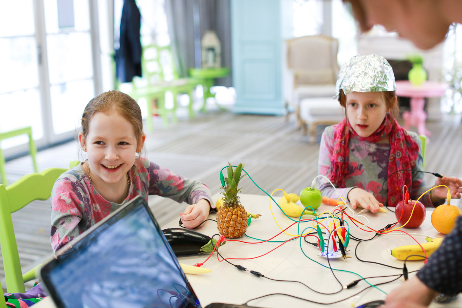 Мастерим трубофон, бонго и другие музыкальные инструменты на Сиреневом бульваре – события на сайте «Московские Сезоны»