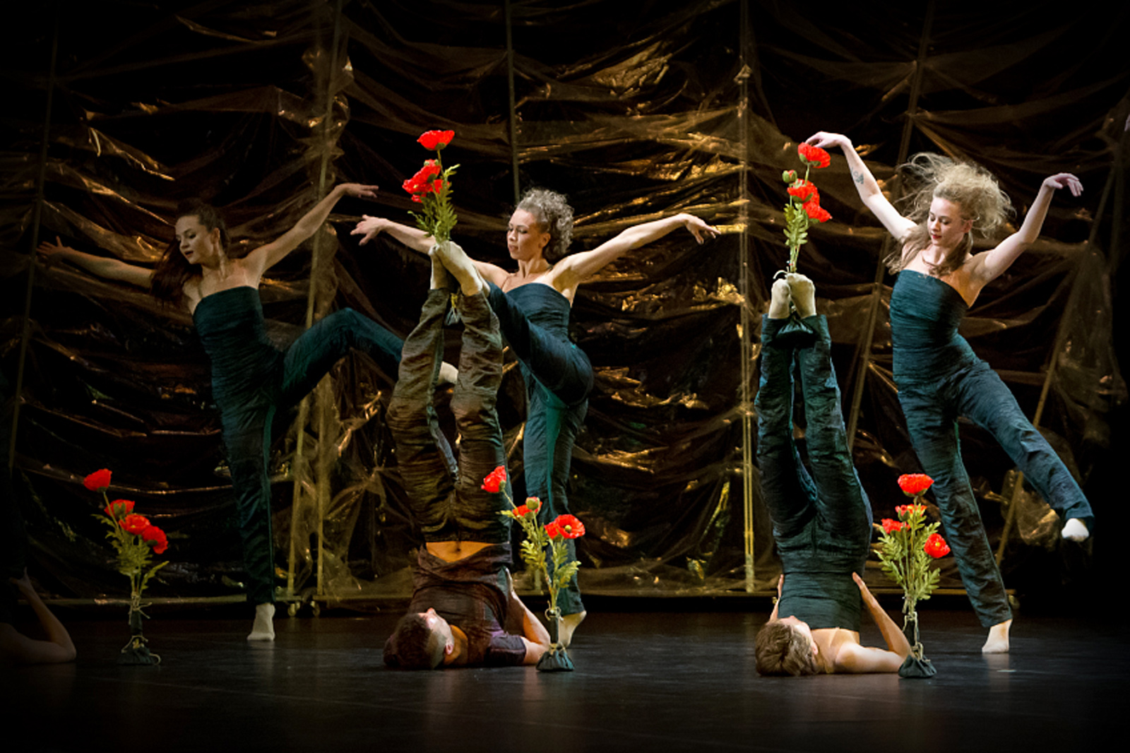 «Болеро» и «Кармина Бурана» в театре «Новая опера» – события на сайте «Московские Сезоны»