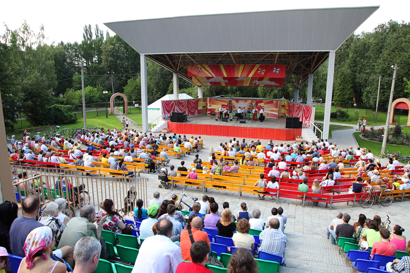 Театральные представления в Измайловском парке – события на сайте «Московские Сезоны»