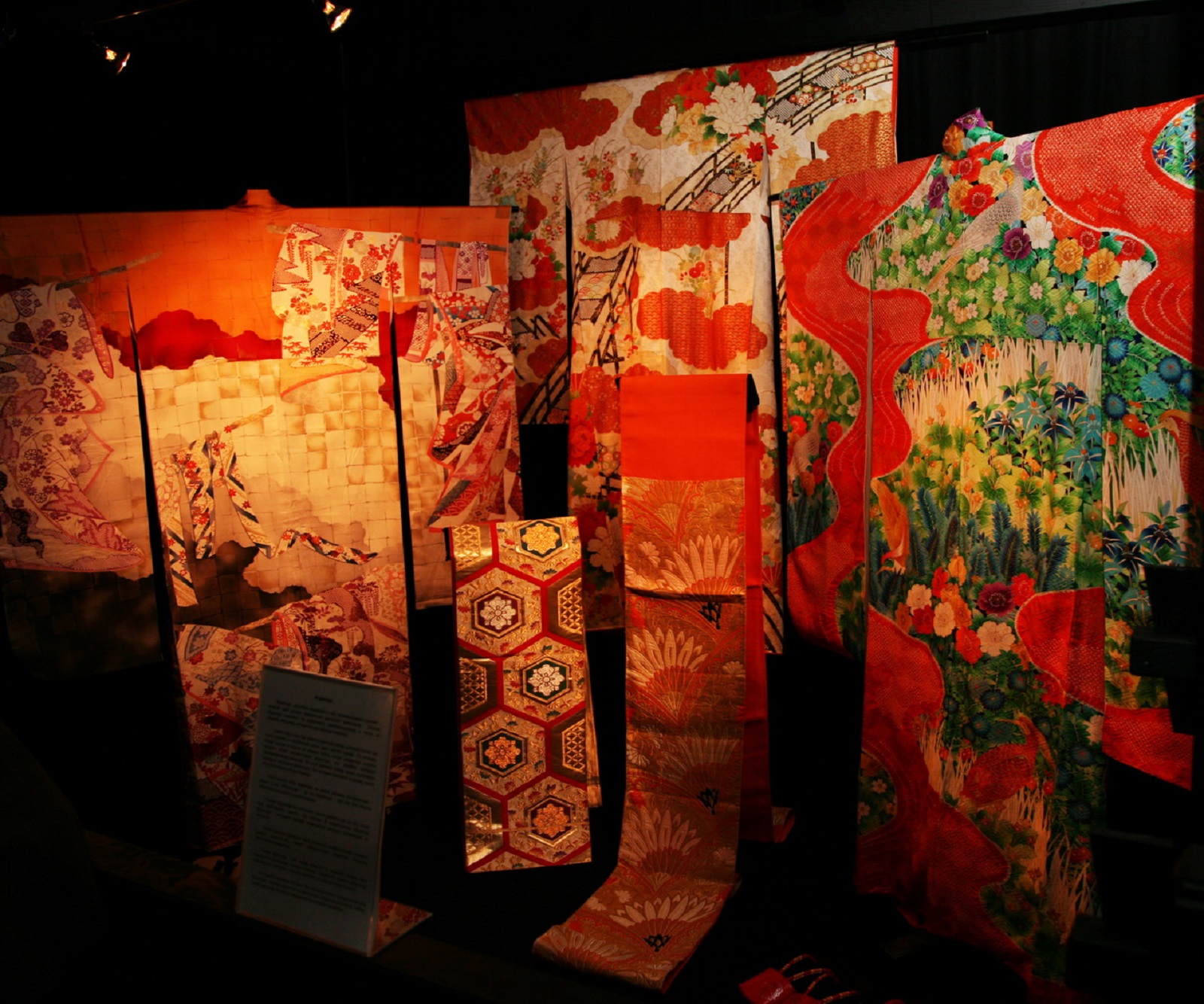 «Магия театра» в Галерее XXI века – события на сайте «Московские Сезоны»