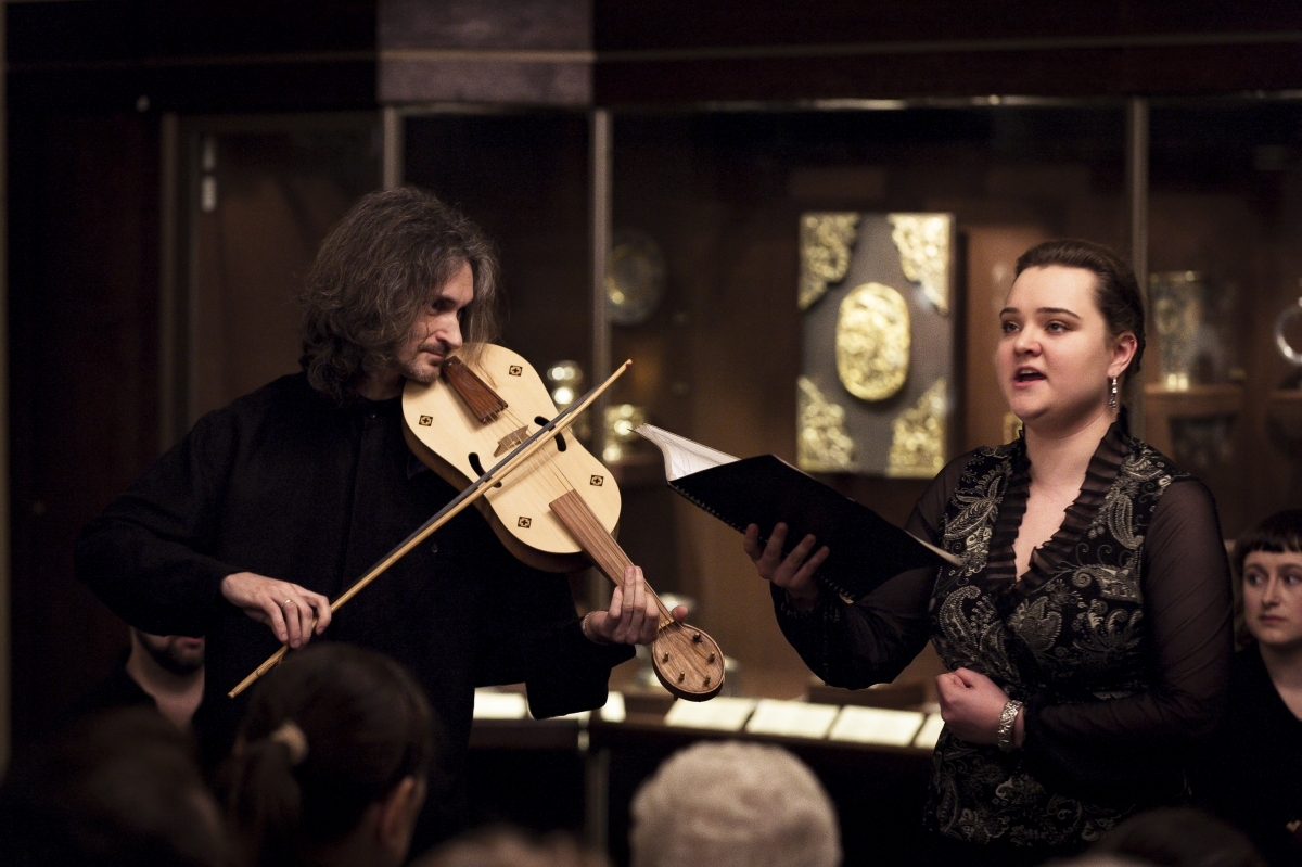 Концерт «Авангардная музыка XIV века. Филипокт и танцы» – события на сайте «Московские Сезоны»