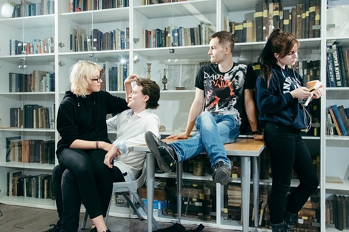 Спектакль «Любовь+» – события на сайте «Московские Сезоны»