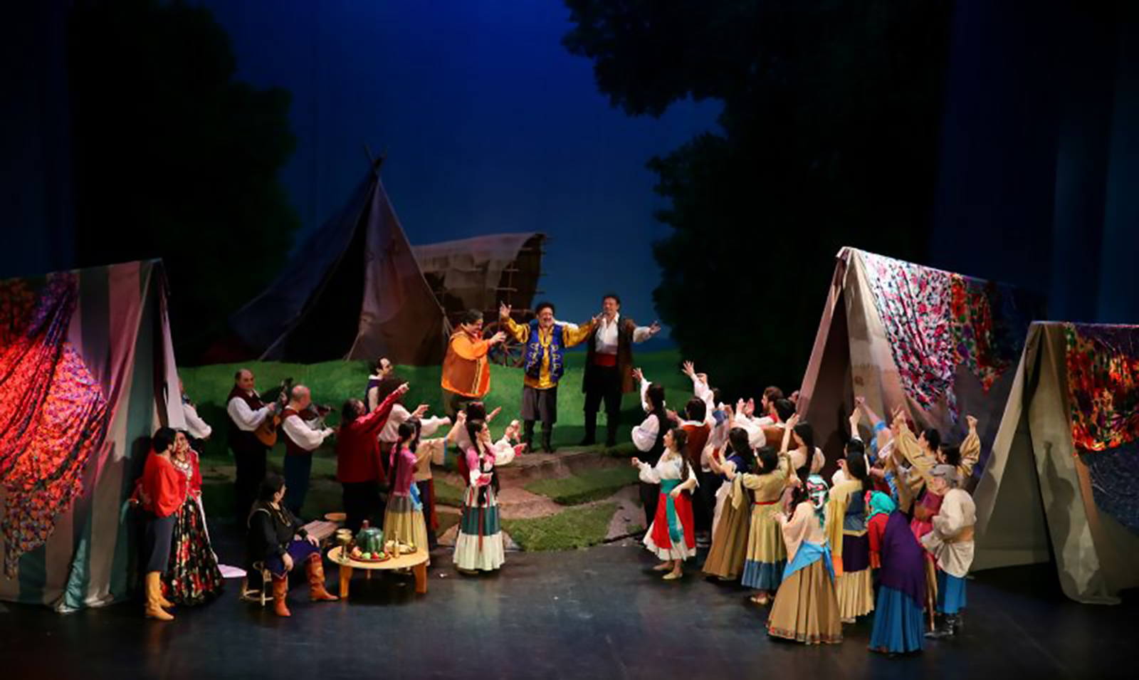 «Цыганская невеста» в театре «Ромэн» – события на сайте «Московские Сезоны»