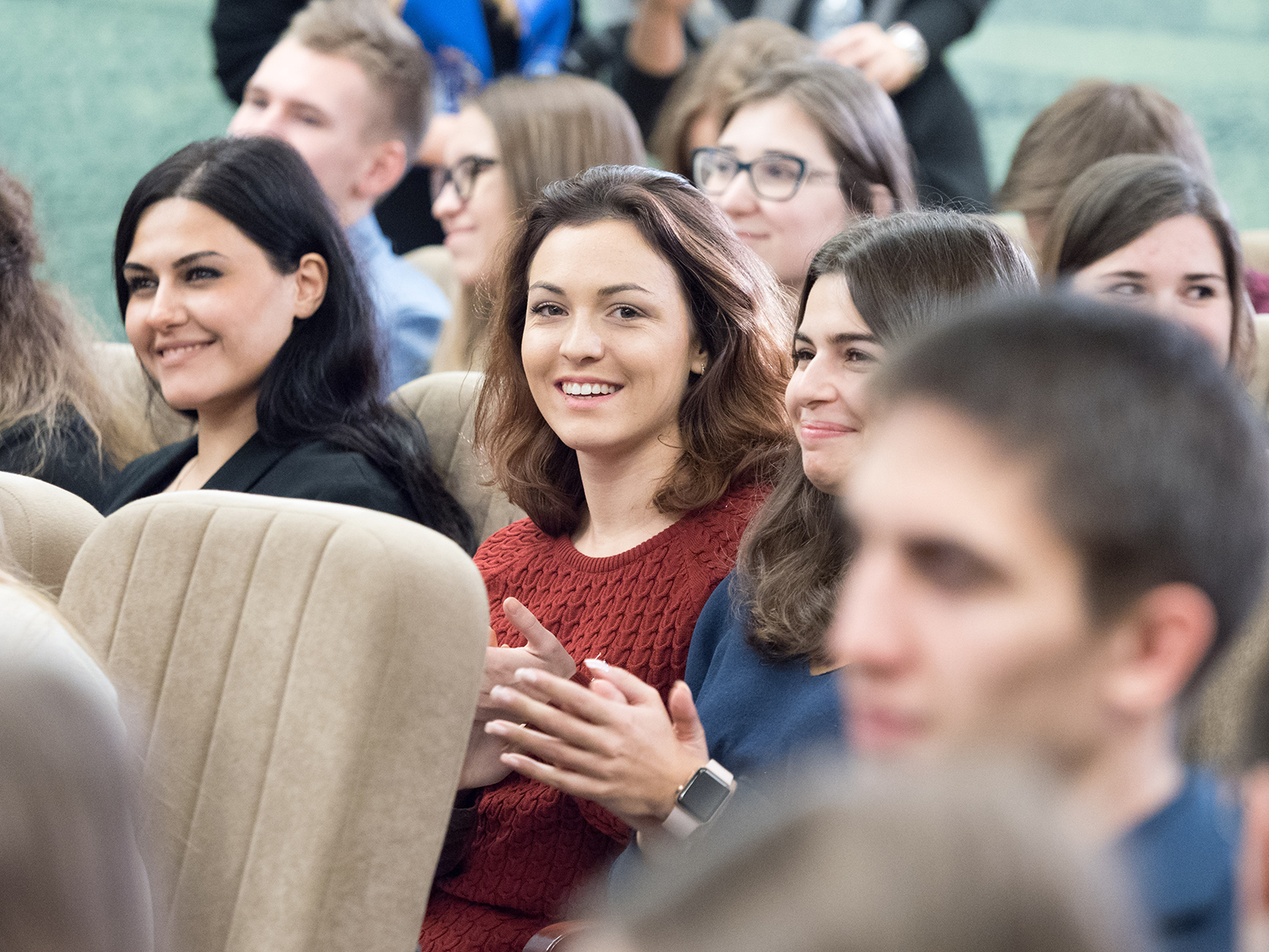 Встреча с радиоведущими в центре «Авангард» – события на сайте «Московские Сезоны»