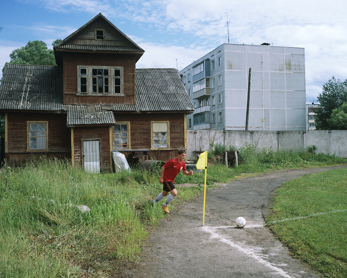 Выставка «Grassroots. Низовой футбол в России. Сергей Новиков» – события на сайте «Московские Сезоны»