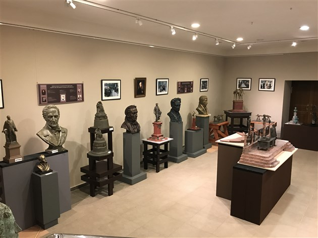 Выставка конкурсных проектных работ памятника Н. М. Карамзину – события на сайте «Московские Сезоны»