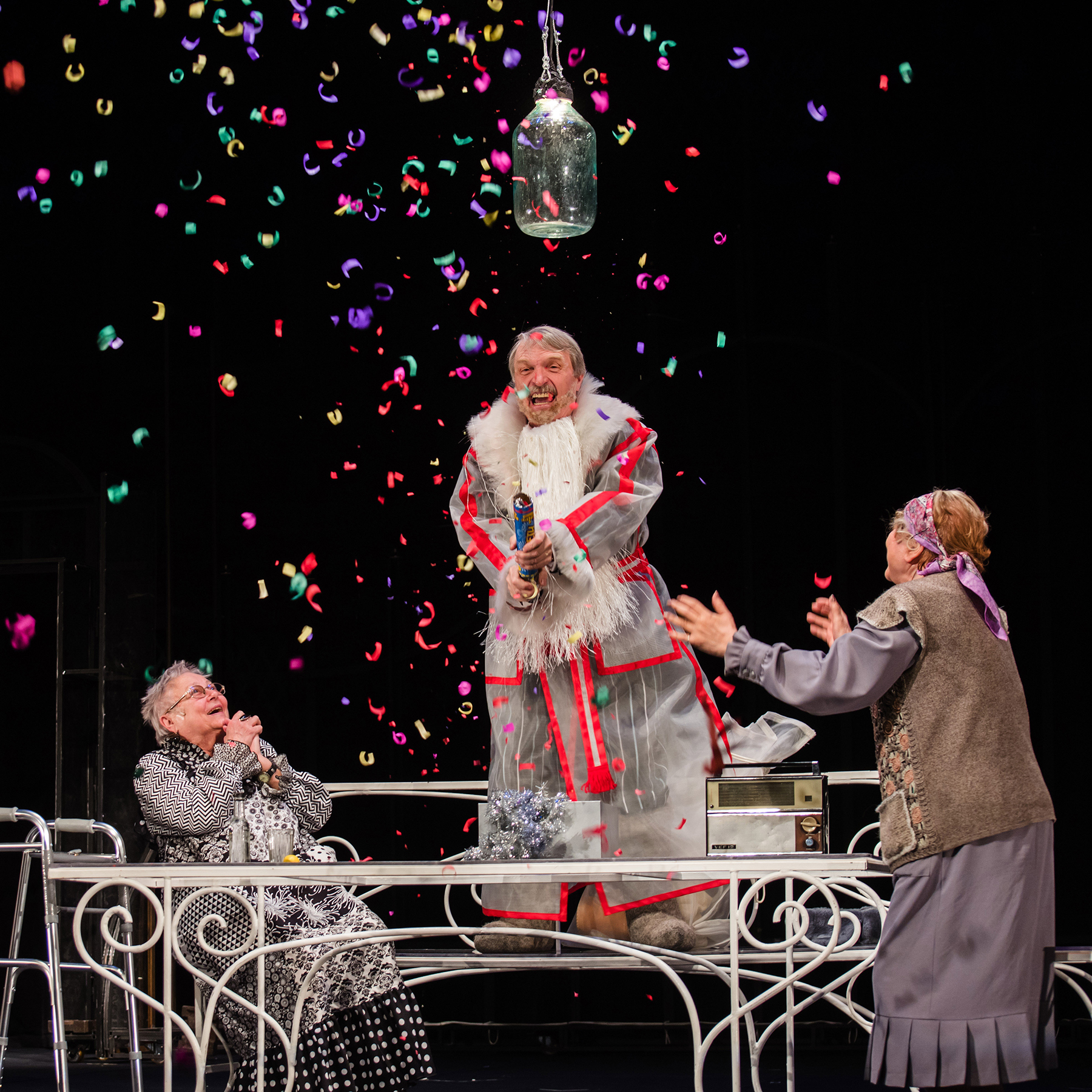 «Веселого Рождества, мама!» в театре «Содружество актеров Таганки» – события на сайте «Московские Сезоны»