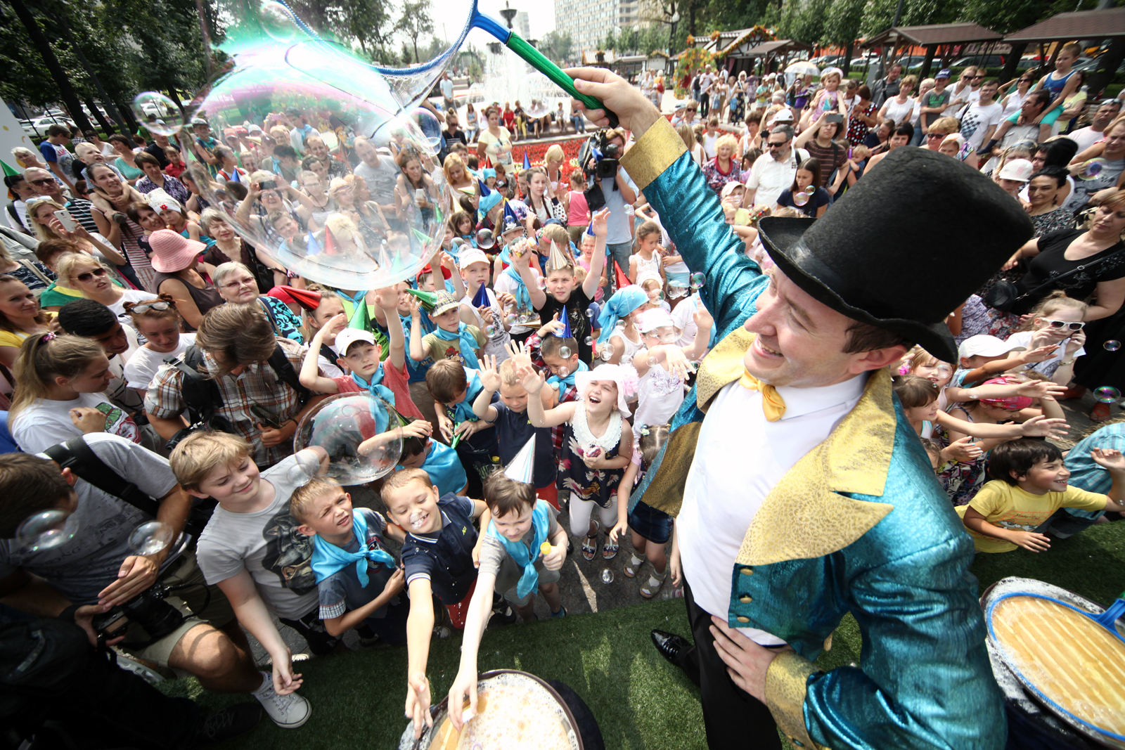 Рисование на песке и мыльное шоу в Перовском парке – события на сайте «Московские Сезоны»