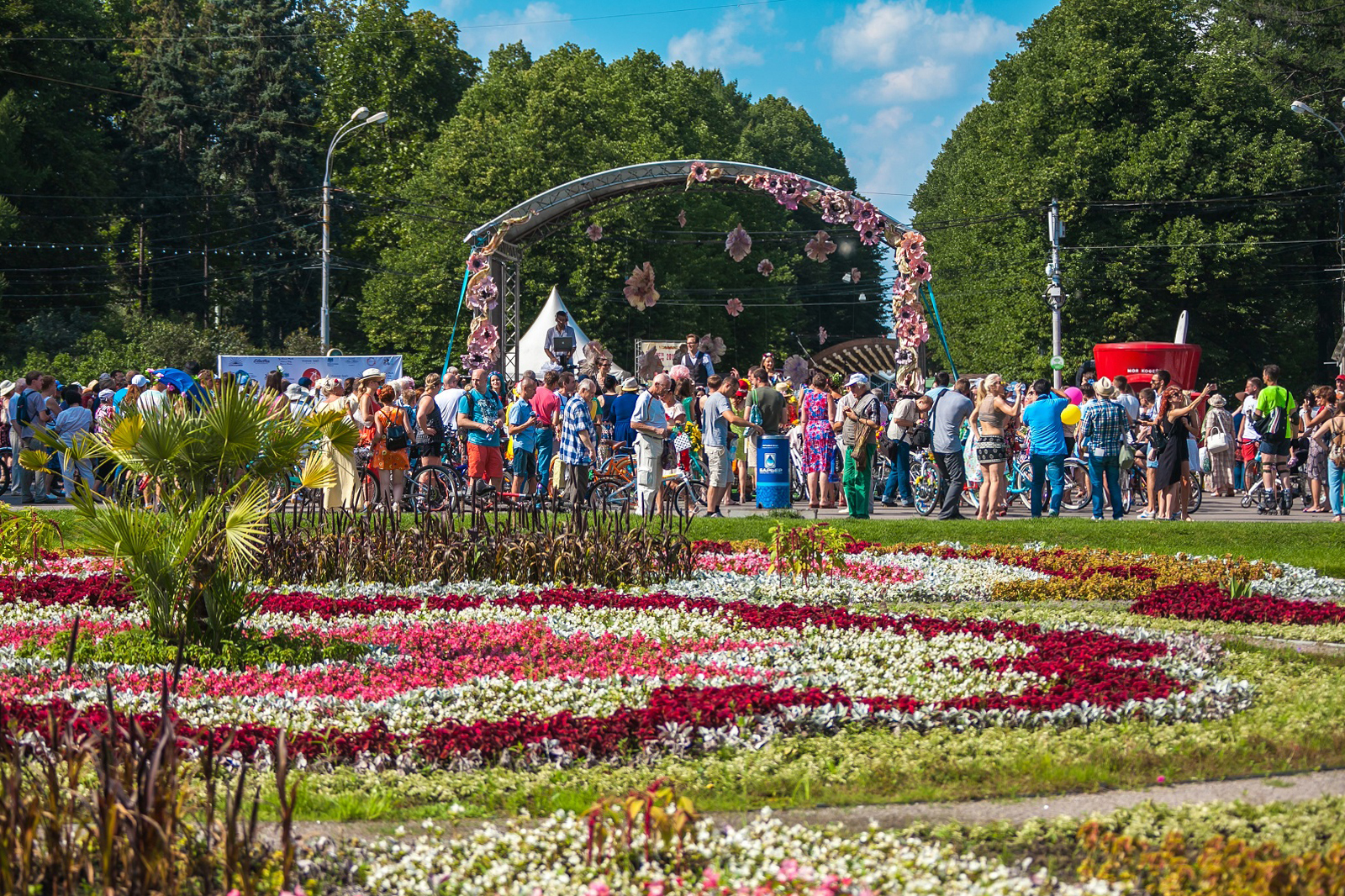Большой фестиваль добровольцев в парке «Сокольники» – события на сайте «Московские Сезоны»