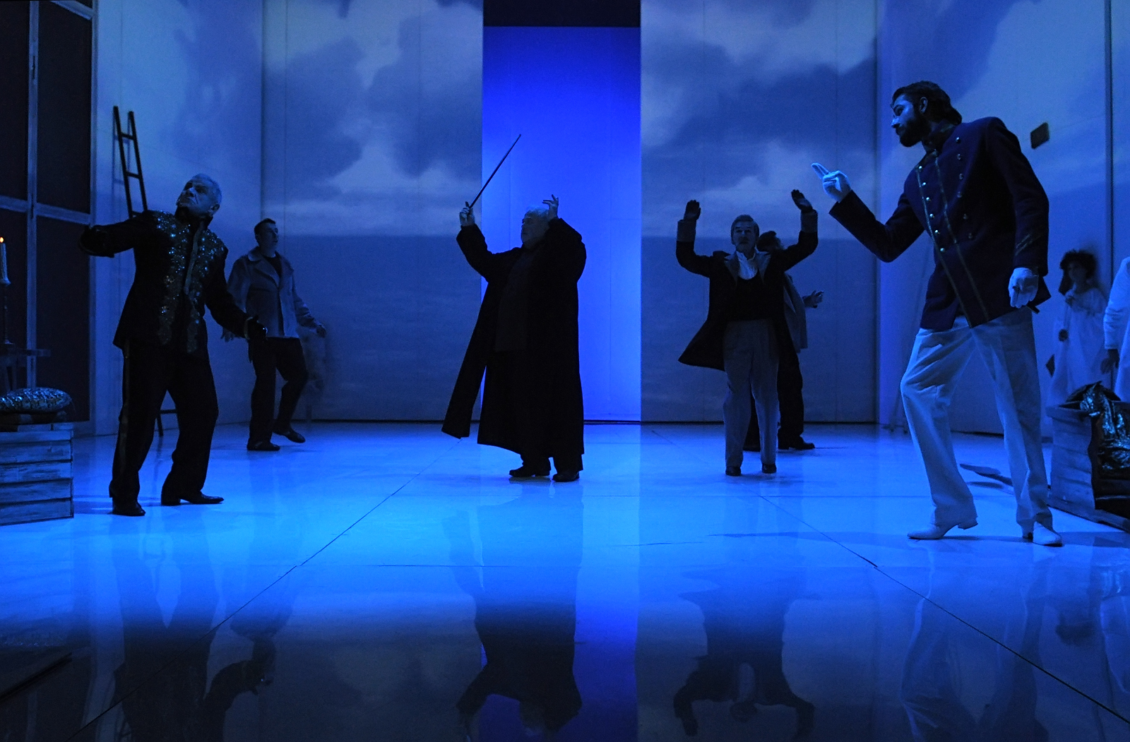 «Буря» в театре Et Cetera – события на сайте «Московские Сезоны»