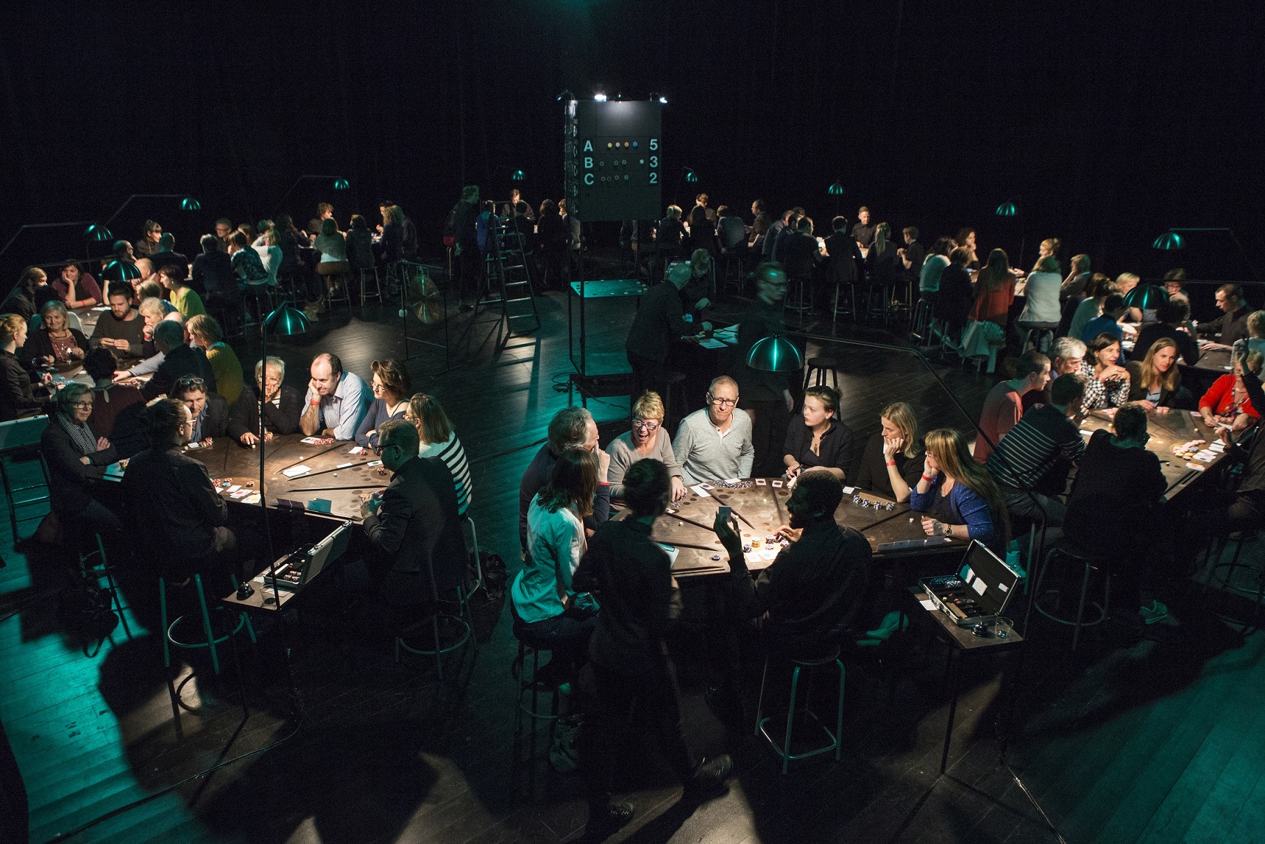 Спектакль «£¥€$ (ложь)» – события на сайте «Московские Сезоны»