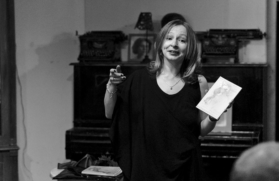 Презентация книги Екатерины Белавиной «Метаморфозы. Девушки. Цветы» – события на сайте «Московские Сезоны»