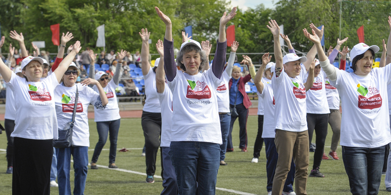 Вальс и цигун: «Московское долголетие» в «Зарядье» – события на сайте «Московские Сезоны»