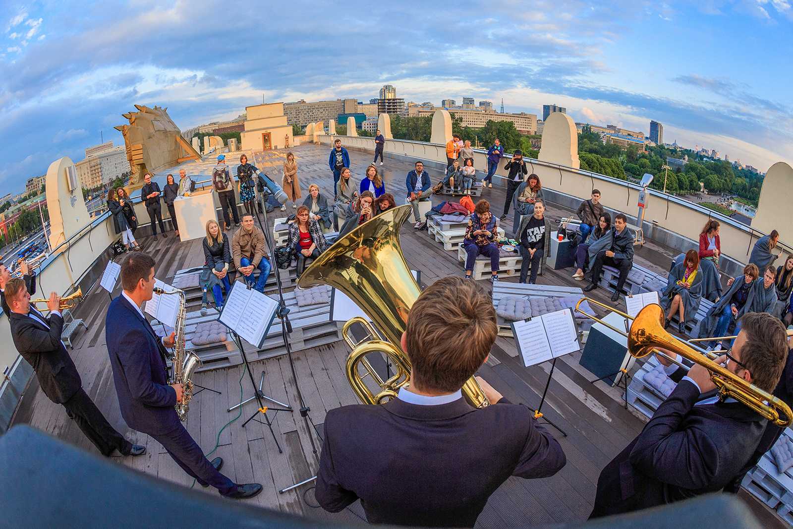 Джаз и виолончель на крыше музея Парка Горького – события на сайте «Московские Сезоны»
