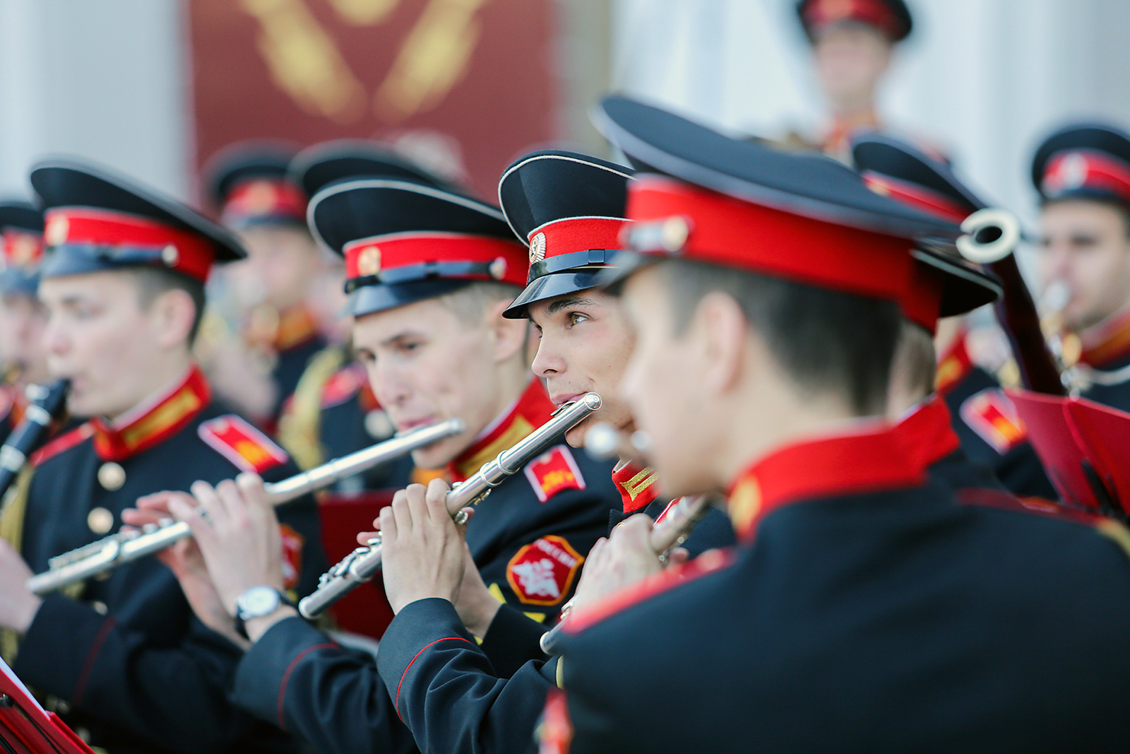 «Военные оркестры в парках» в саду имени Баумана – события на сайте «Московские Сезоны»