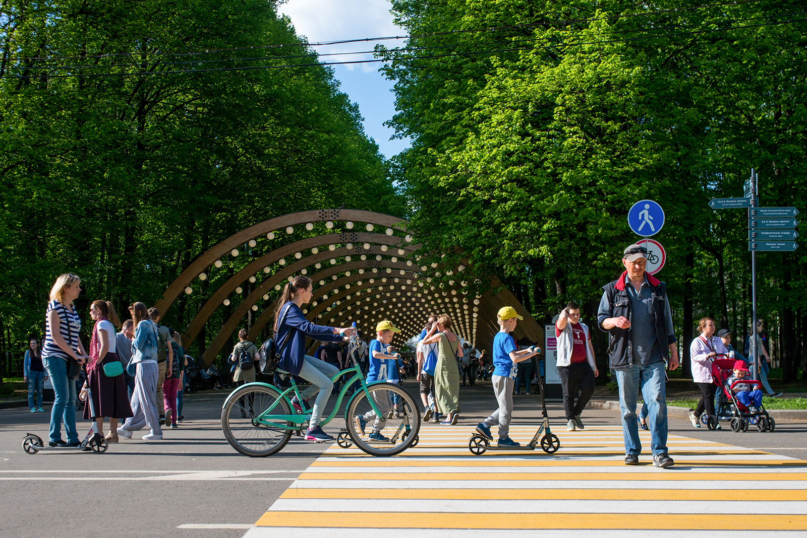 Вечера бретонских и французских танцев в парке «Сокольники» – события на сайте «Московские Сезоны»
