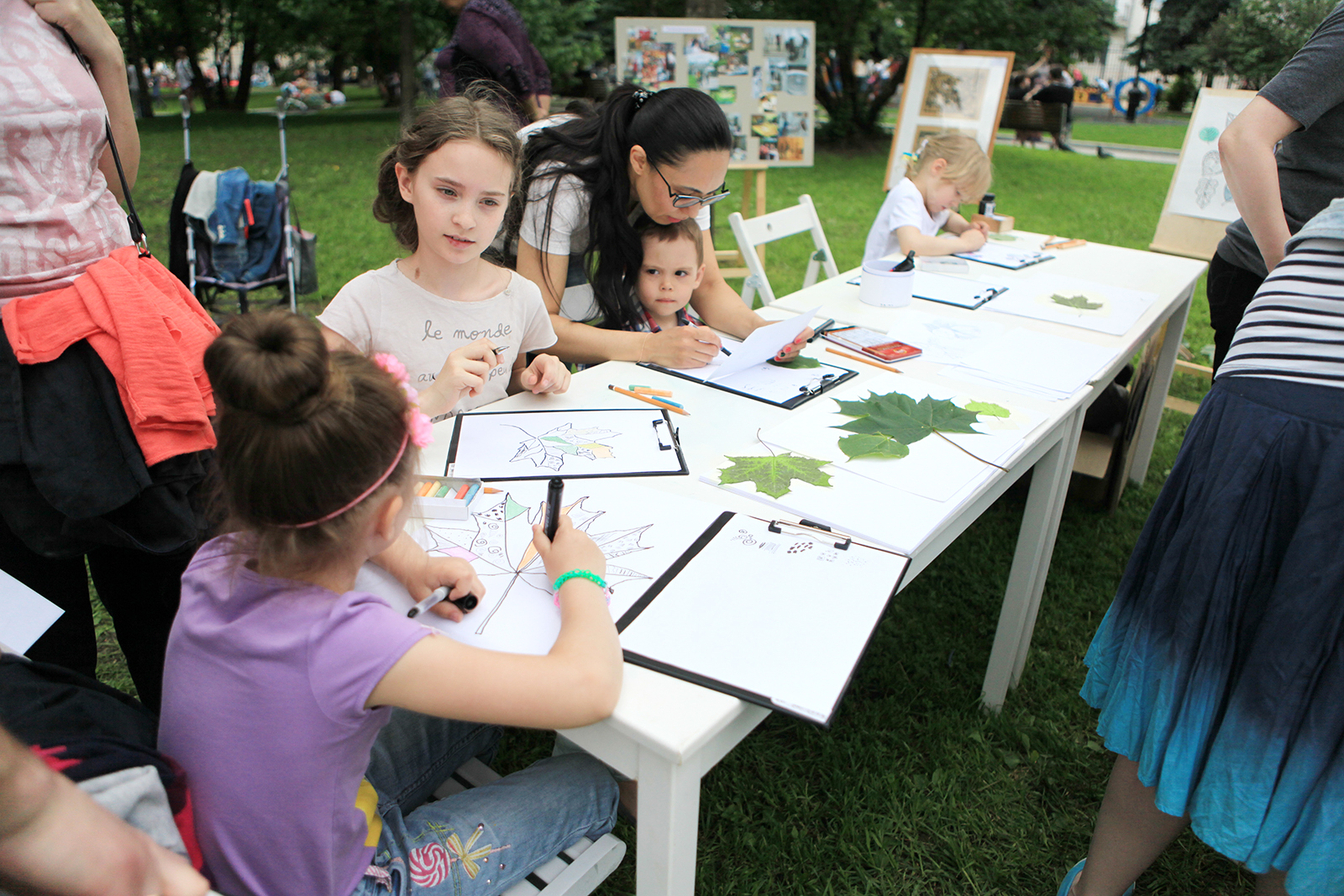 Фестиваль «Летние дни» в саду имени Баумана – события на сайте «Московские Сезоны»
