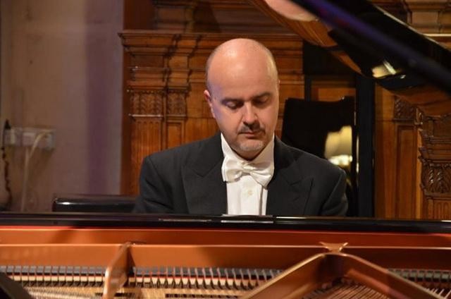 Концерт Антонио Ди Кристофано – события на сайте «Московские Сезоны»