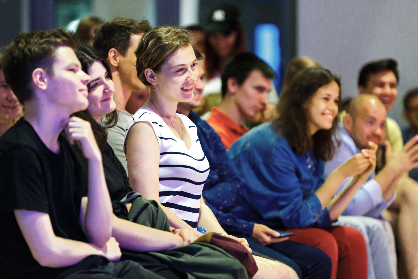 «Советская песня: рождение и расцвет» в павильоне «Рабочий и колхозница» – события на сайте «Московские Сезоны»