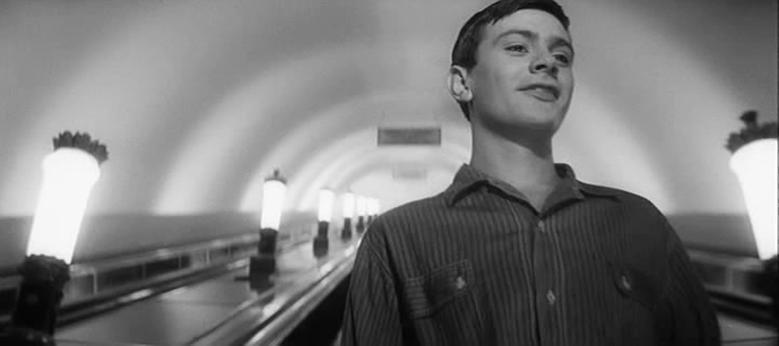 Лекция «Москва в фильме “Я шагаю по Москве”» на ВДНХ» – события на сайте «Московские Сезоны»