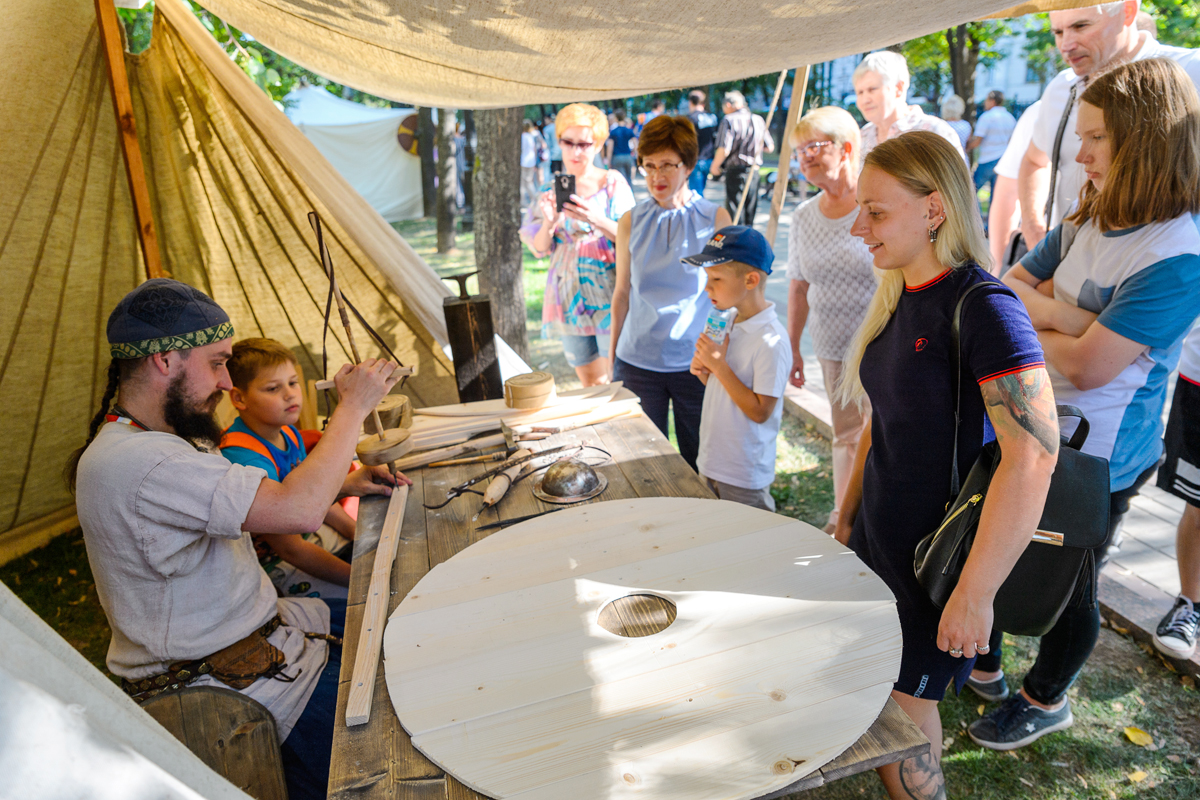 «Реалити-шоу» X века на Чистопрудном бульваре – события на сайте «Московские Сезоны»