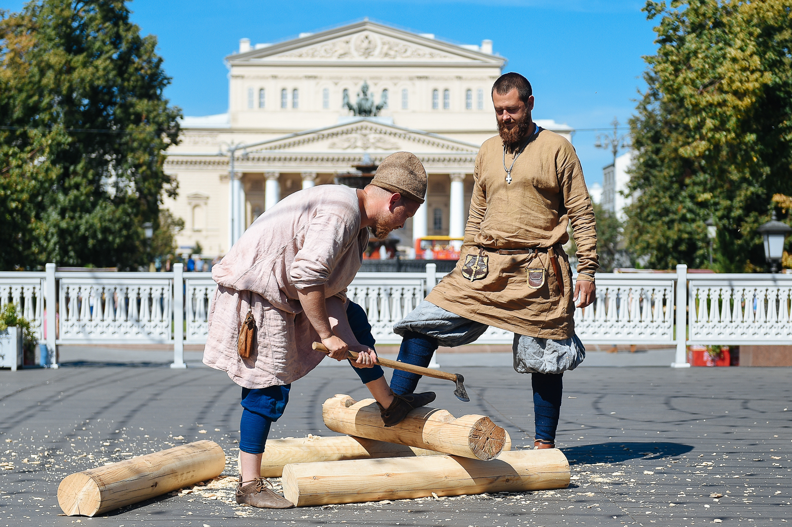 «Хождение за три моря» Афанасия Никитина у памятника Карлу Марксу – события на сайте «Московские Сезоны»