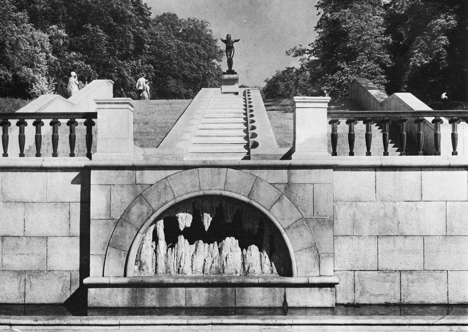 «Парк Горького. Фабрика счастливых людей» в Московском музее современного искусства – события на сайте «Московские Сезоны»