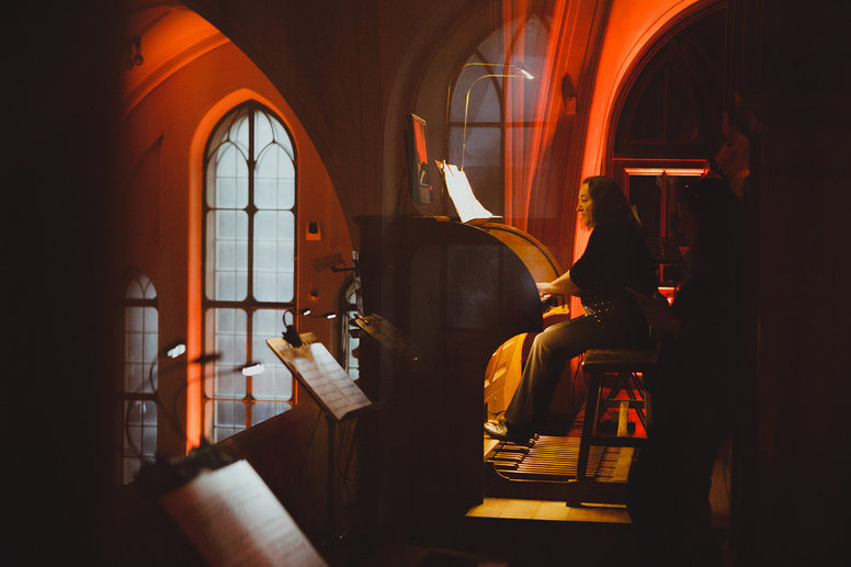 Концерт «Аве Мария. Видеоинсталляция: Млечный путь глазами телескопа Hubble» – события на сайте «Московские Сезоны»