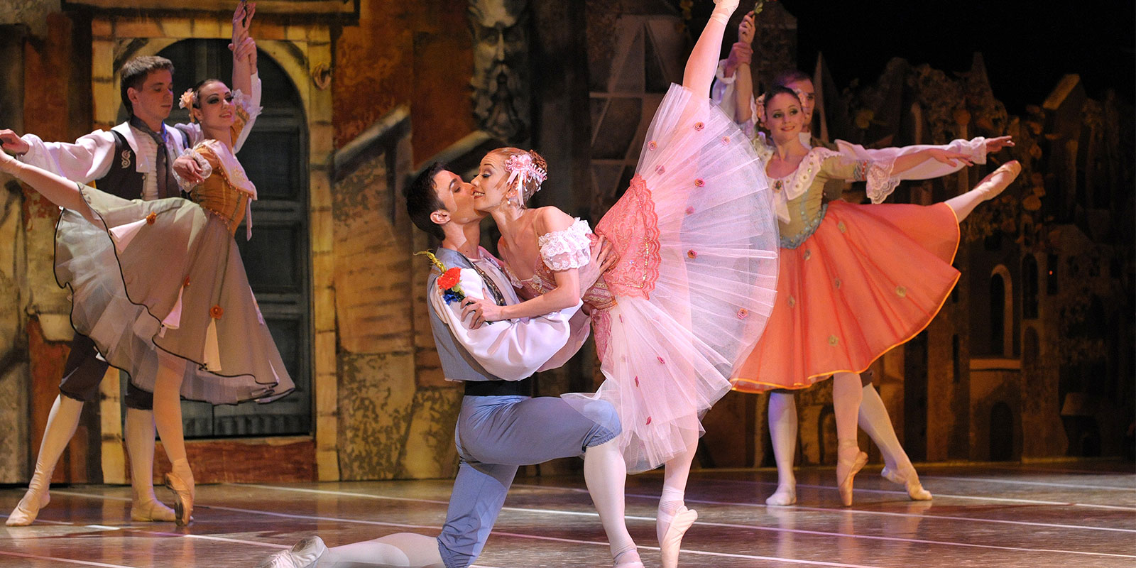 Балет «Коппелия» в театре «Новая опера» – события на сайте «Московские Сезоны»