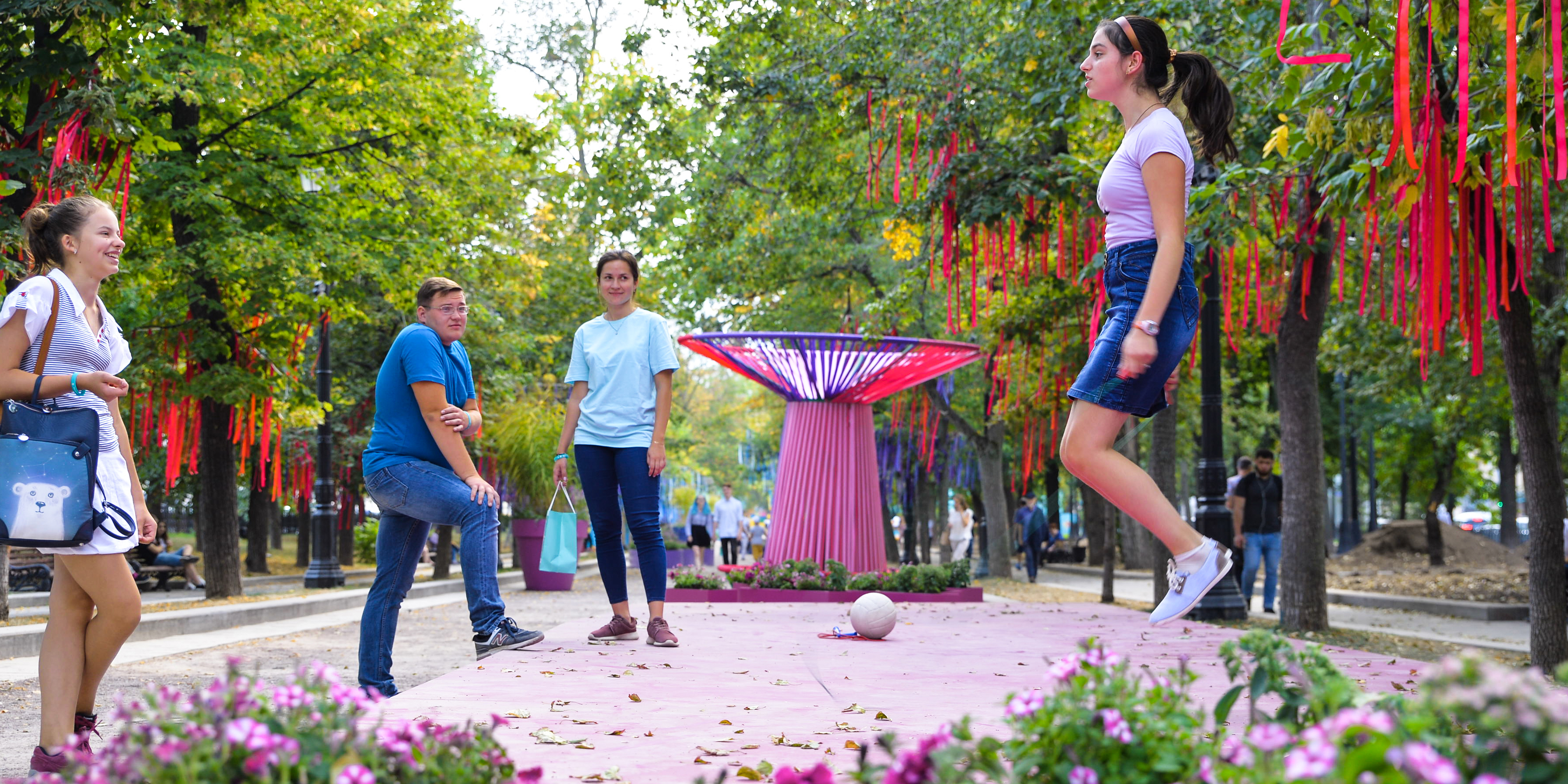 «Гирлянда», Руссу Евгения (Россия) – события на сайте «Московские Сезоны»