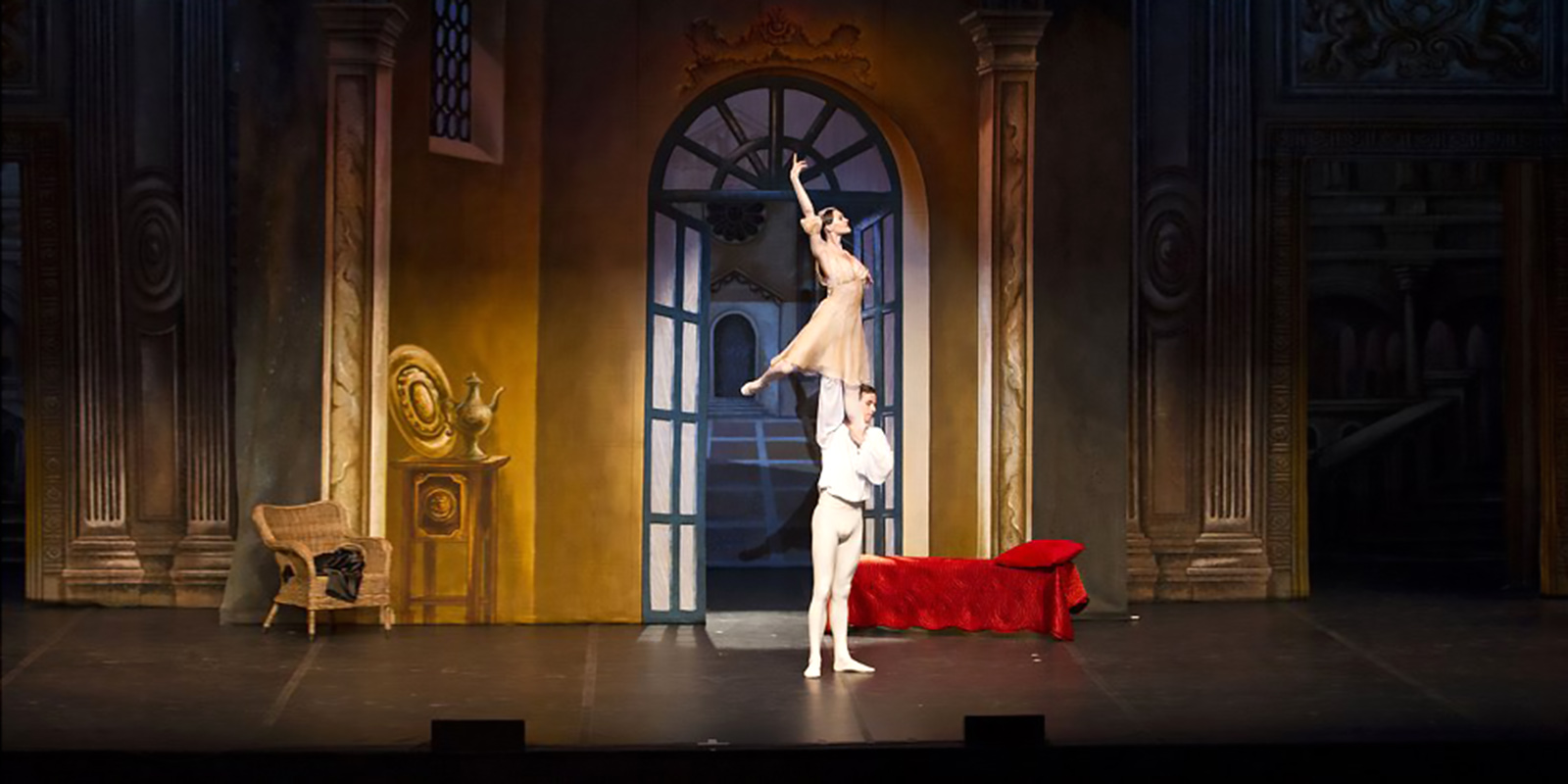 «Ромео и Джульетта» в «Новой опере» – события на сайте «Московские Сезоны»