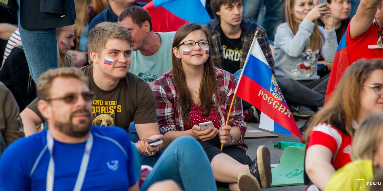 День флага в Сиреневом саду – события на сайте «Московские Сезоны»