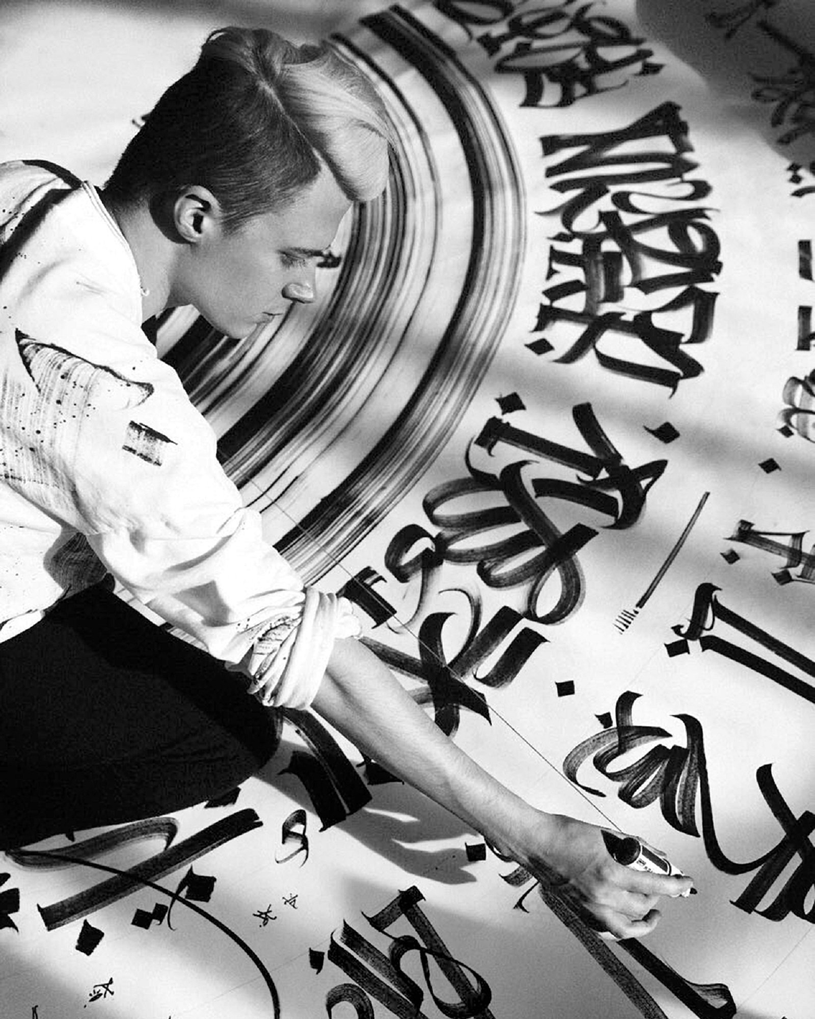 Выставка «Покрас Лампас. /Жизнь/ одного художника. Вход свободный» в Новом Манеже – события на сайте «Московские Сезоны»