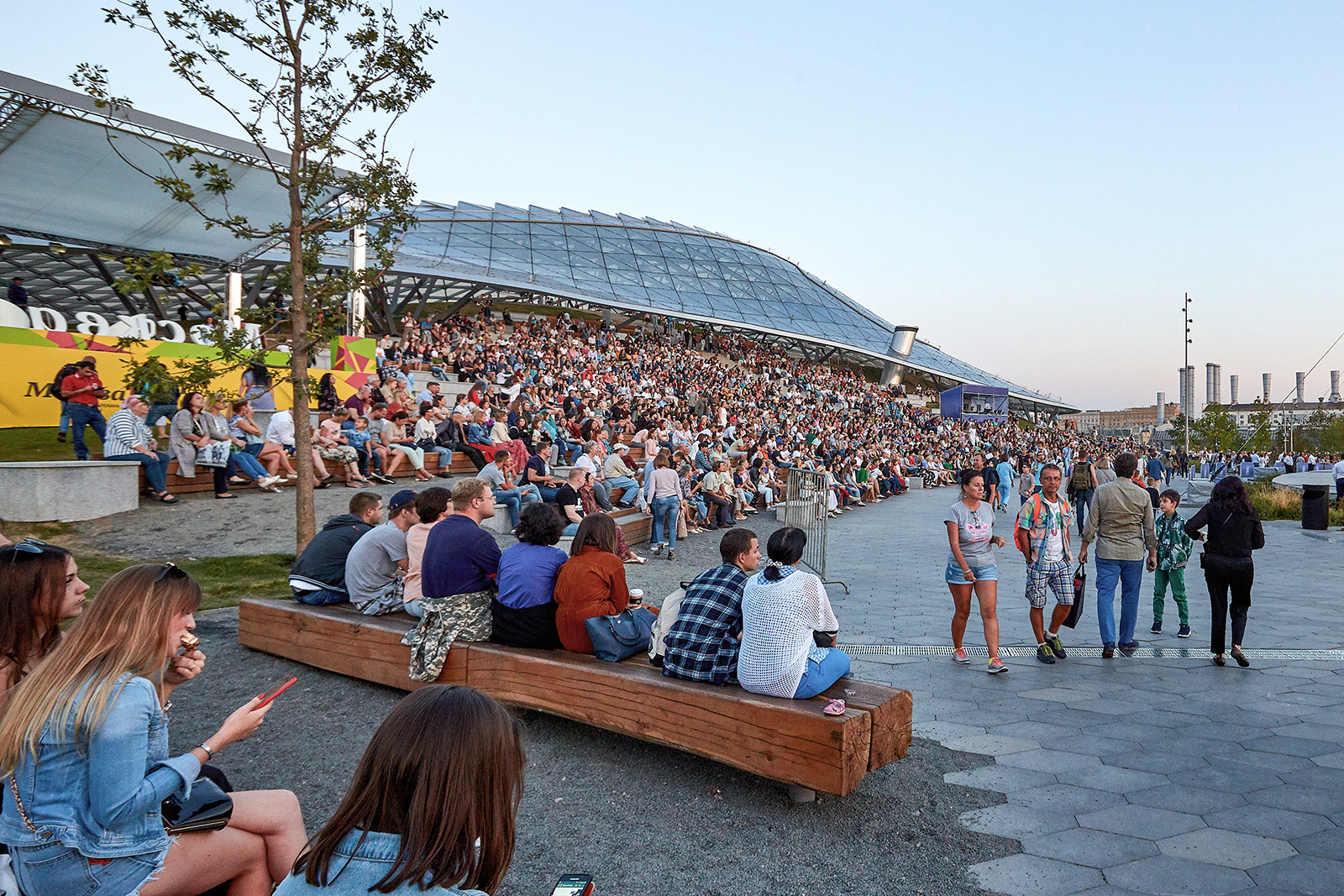 День города в парке «Зарядье» – события на сайте «Московские Сезоны»