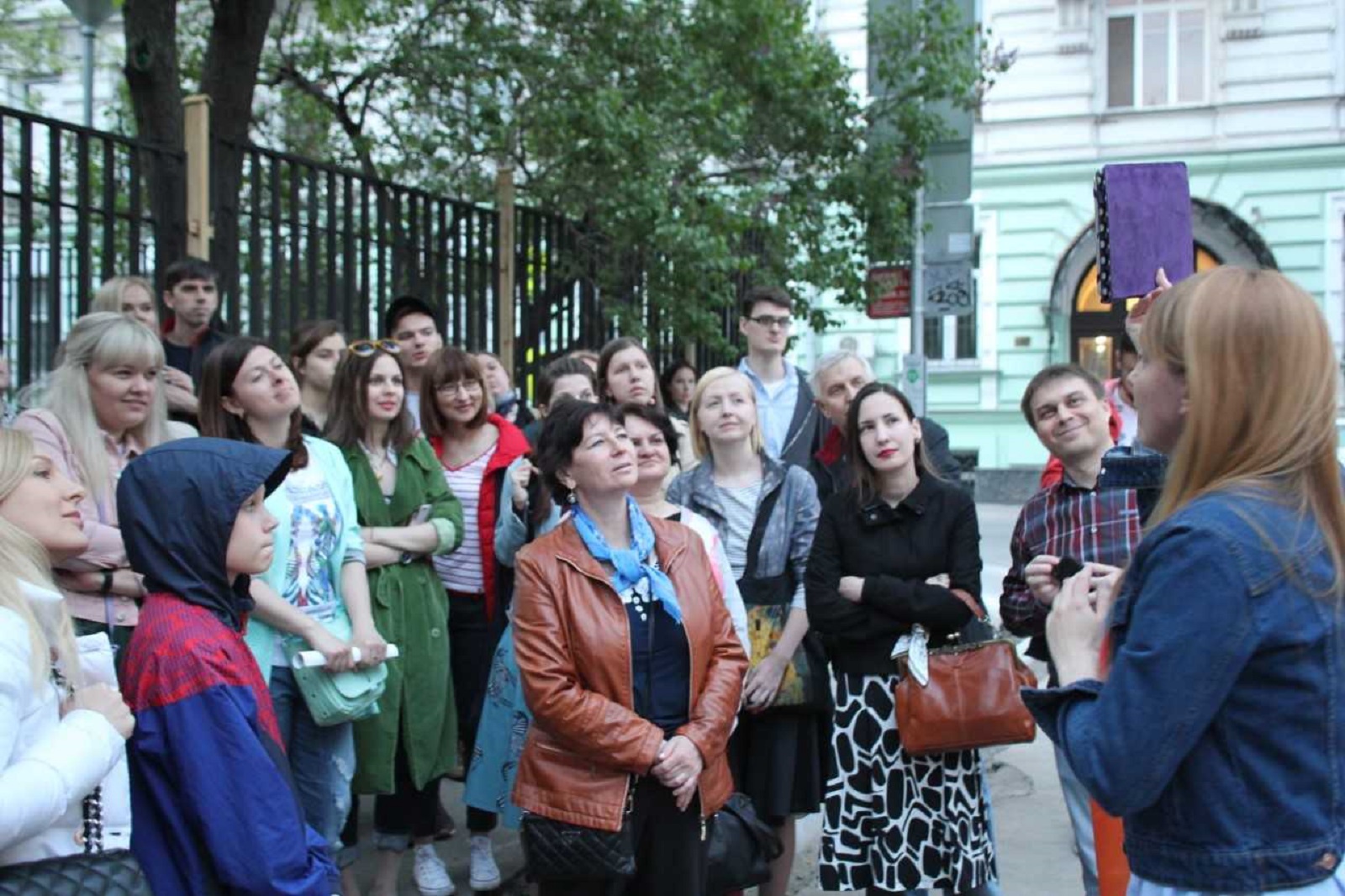 Пешеходная экскурсия «Соседи» – события на сайте «Московские Сезоны»