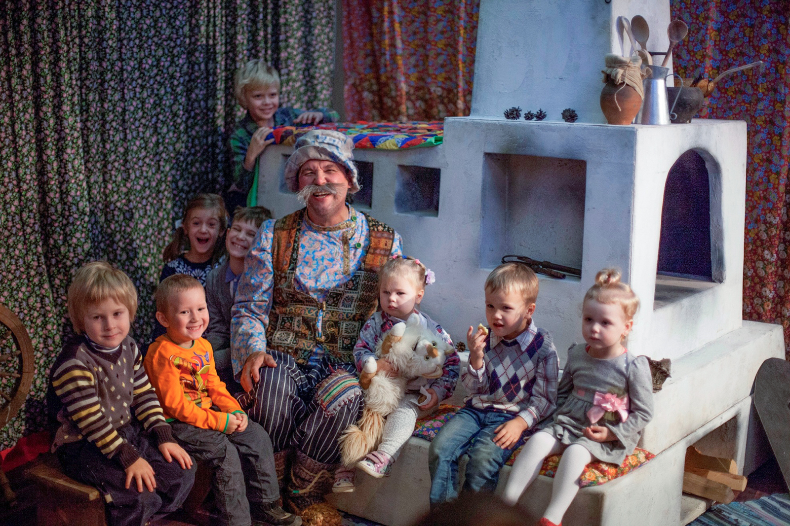 «Сказки у печки» в «Театриуме на Серпуховке» – события на сайте «Московские Сезоны»