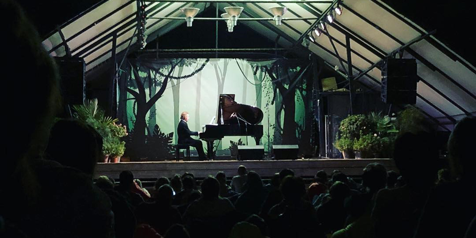 Classic Open Air Moscow в «Аптекарском огороде» – события на сайте «Московские Сезоны»