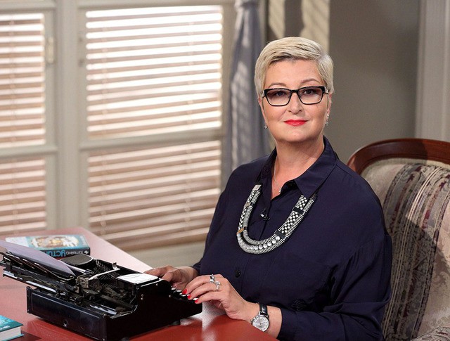 Встреча с писателем: «#ЛитМост: Татьяна Устинова» – события на сайте «Московские Сезоны»