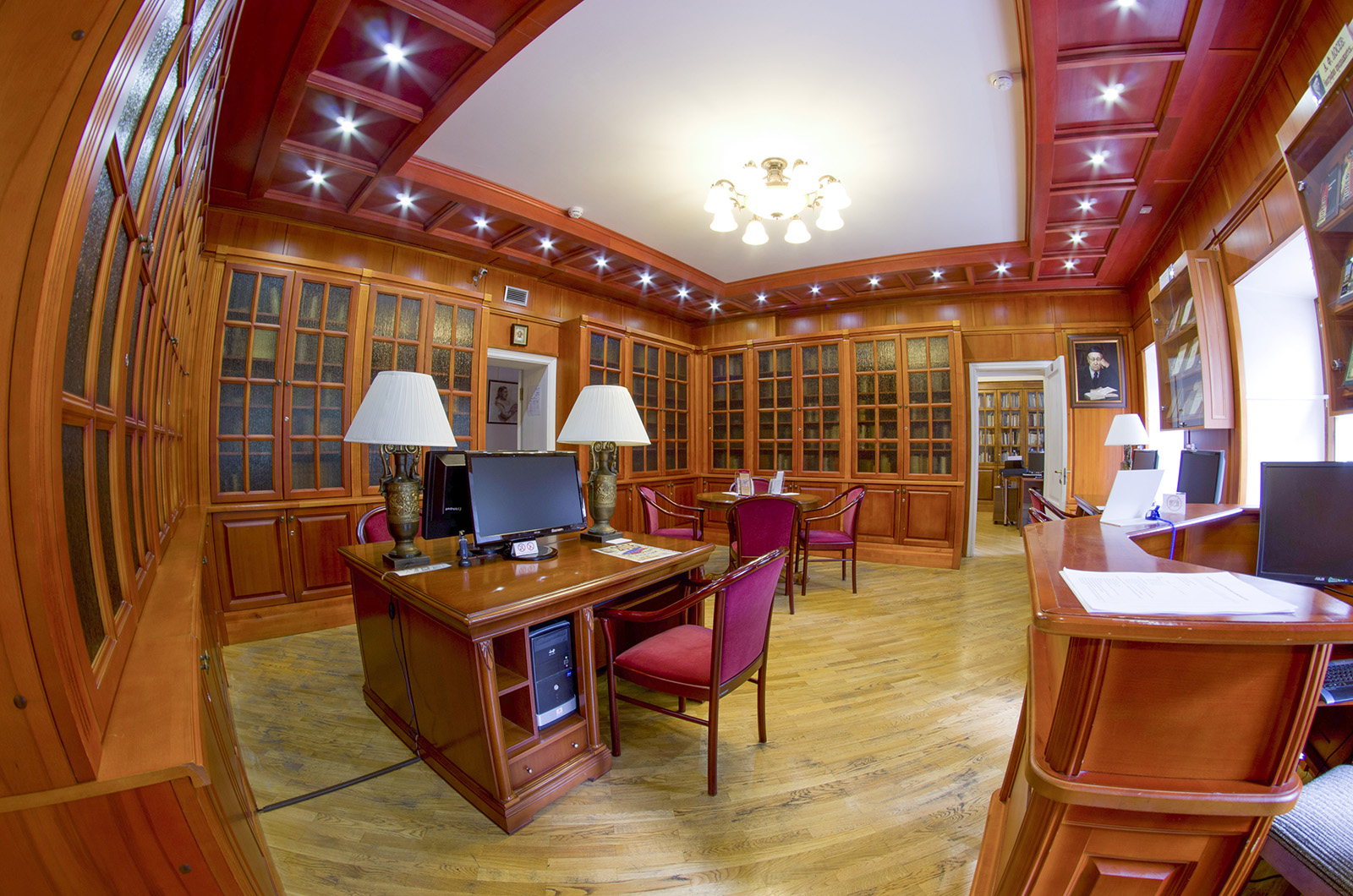 Выставка «Лосев: ожившие мысли в цитатах и фотографиях современников» – события на сайте «Московские Сезоны»